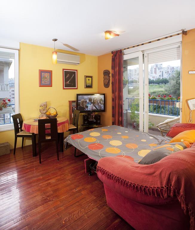 Apartment Sunny Yellow - With Balcony And Parking Place, Split Quarto foto